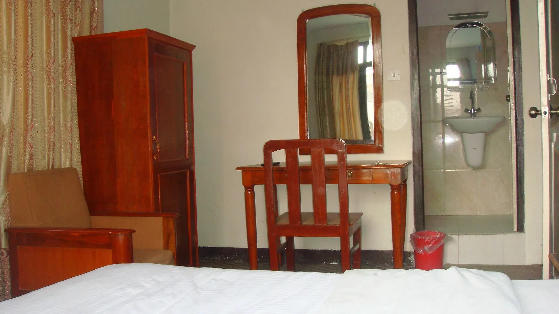 Holy Land Hotel Nepal Katmandu