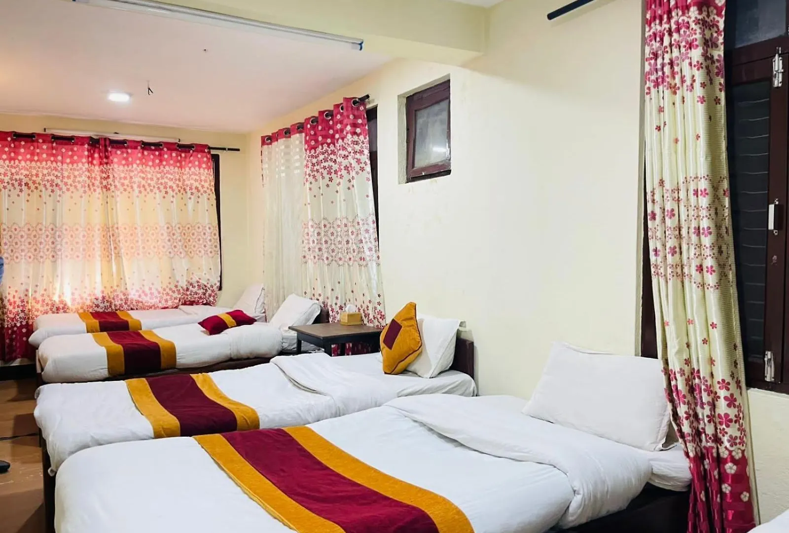 Holy Land Hotel Nepal Kathmandu 2*,
